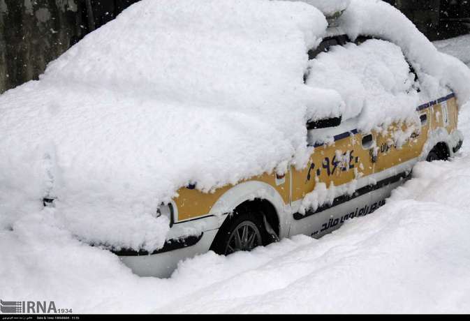 بارش سنگین برف پائیزی در مازندران