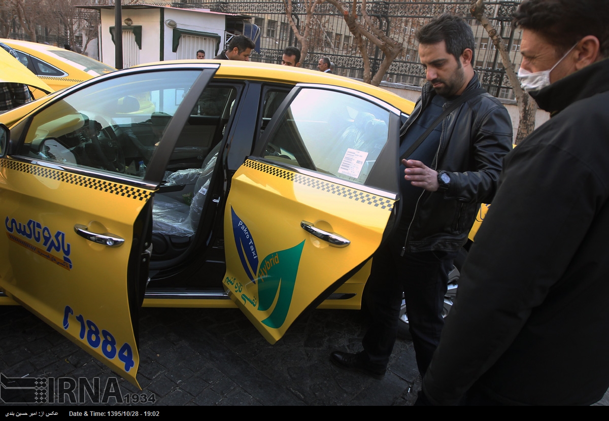رونمایی از ناوگان حمل ونقل پاک شهر تهران