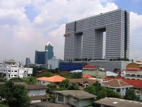 زشت ترین ساختمان های دنیا