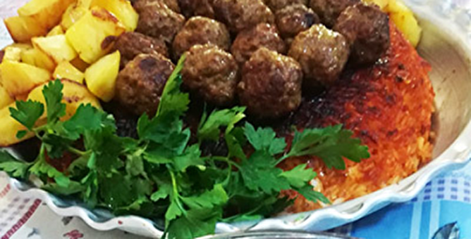 طرز تهیه گوجه پلو با گوشت قلقلی طرز تهیه گوجه پلو با گوشت قلقلی