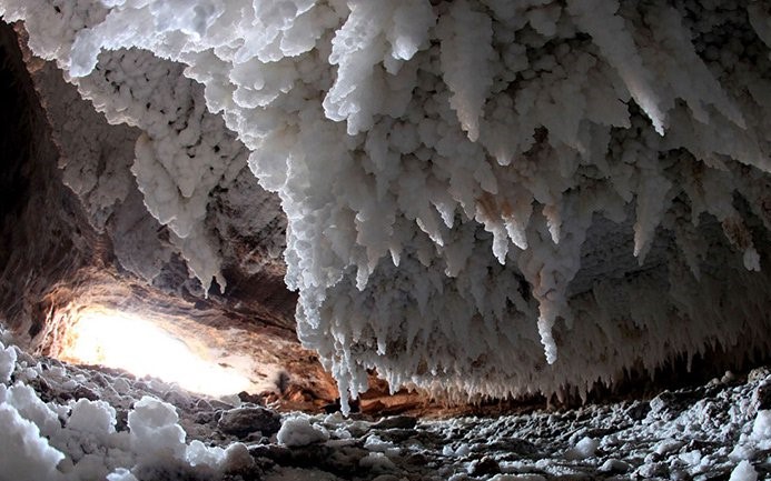 غار نمکدان قشم، طولانی ترین غار نمکی جهان