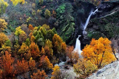 آبشار شلماش یکی از پرخروش ترین آبشار های ایران آبشار شلماش یکی از پرخروش ترین آبشار های ایران