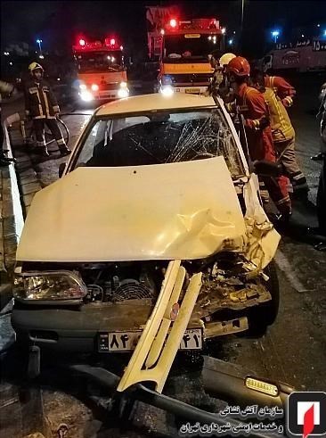مرگ راننده پراید پس از تصادف با کامیونت +تصاویر