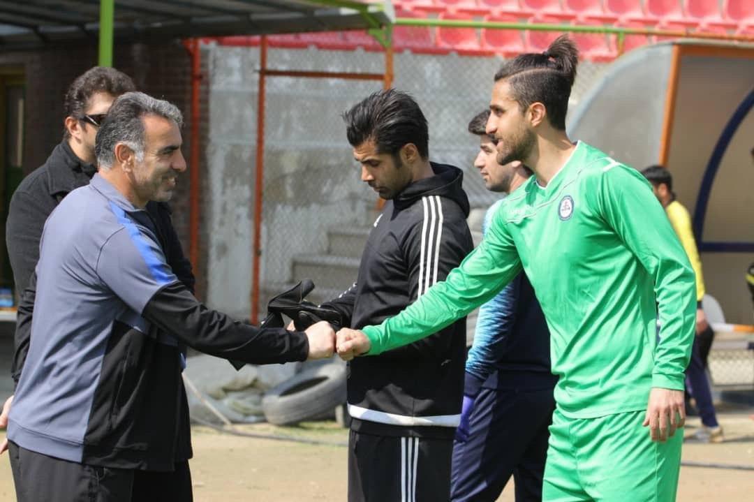 بازگشت فروزان به فوتبال بعد از ۱۱ ماه+ عکس
