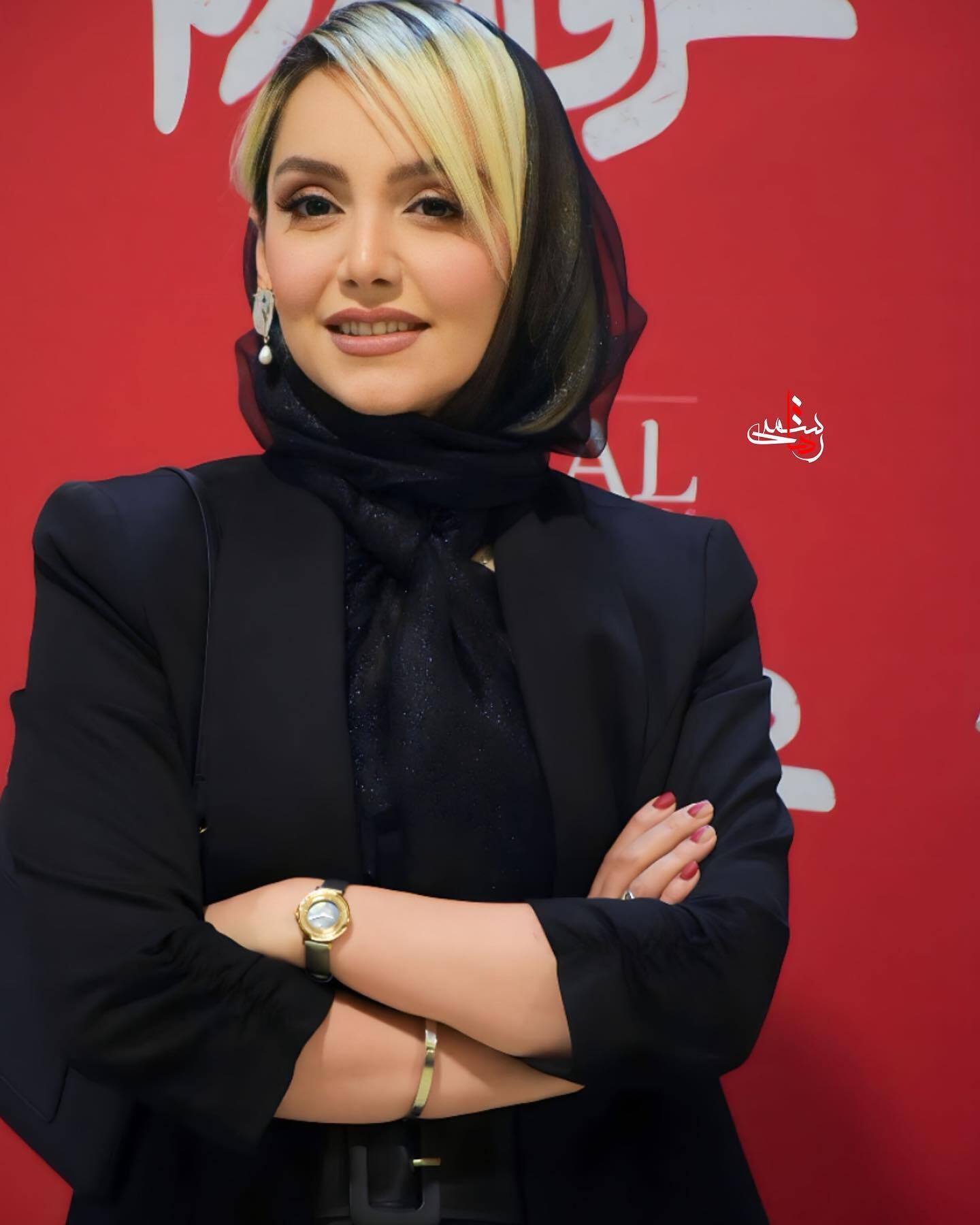 تصاویری از تیپ جدید نازنین بیاتی در حاشیه اکران فیلم «عروسی مردم»