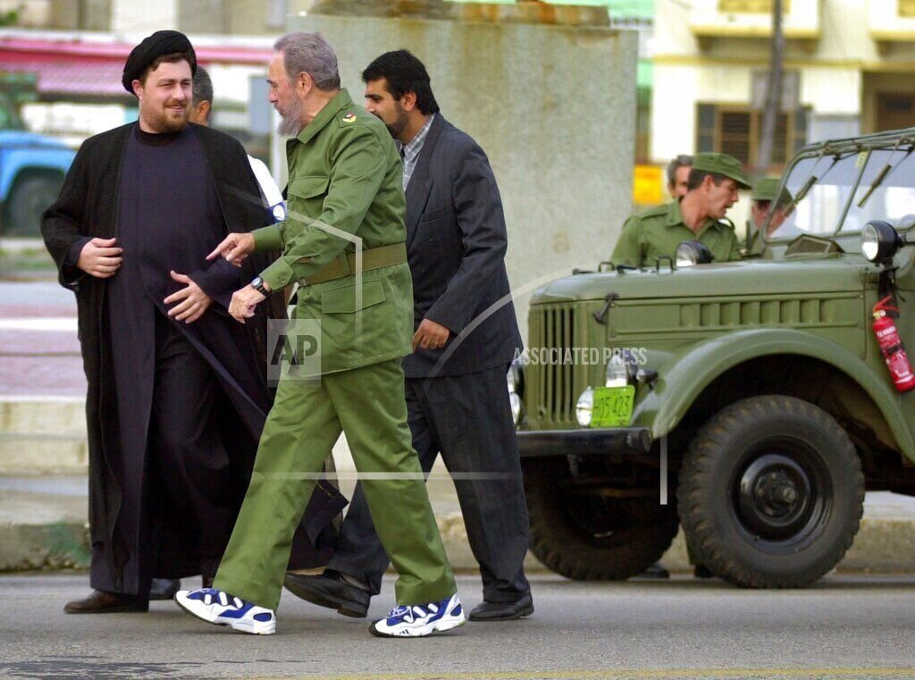 تصویری از سید حسن خمینی در کنار فیدل کاسترو