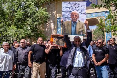 حمید منوچهری، بازیگر و دوبلور پیشکسوت به خاک سپرده شد حمید منوچهری، بازیگر و دوبلور پیشکسوت به خاک سپرده شد