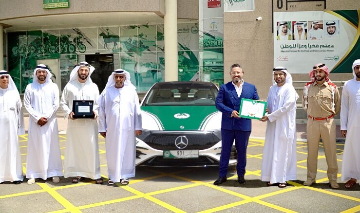 رونمایی از ماشین لاکچری و جدید پلیس دبی