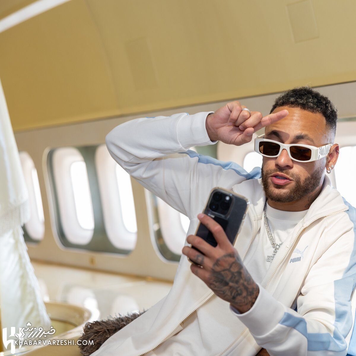 نیمار با جت سعودی‌ها به عربستان رفت+ تصاویر