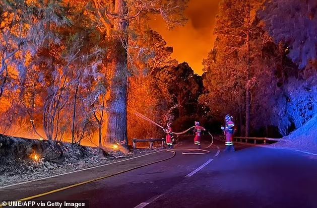 آسمان خاکستری و صحنه های آخرالزمانی در بریتیش کلمبیای کانادا