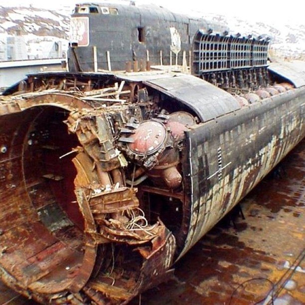 پیشرفته ترین و بزرگترین زیردریایی جهان کورسک است