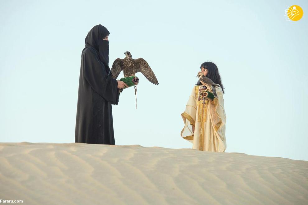 تابوشکنی در امارات؛ مادر و دختر شاهین باز! +عکس