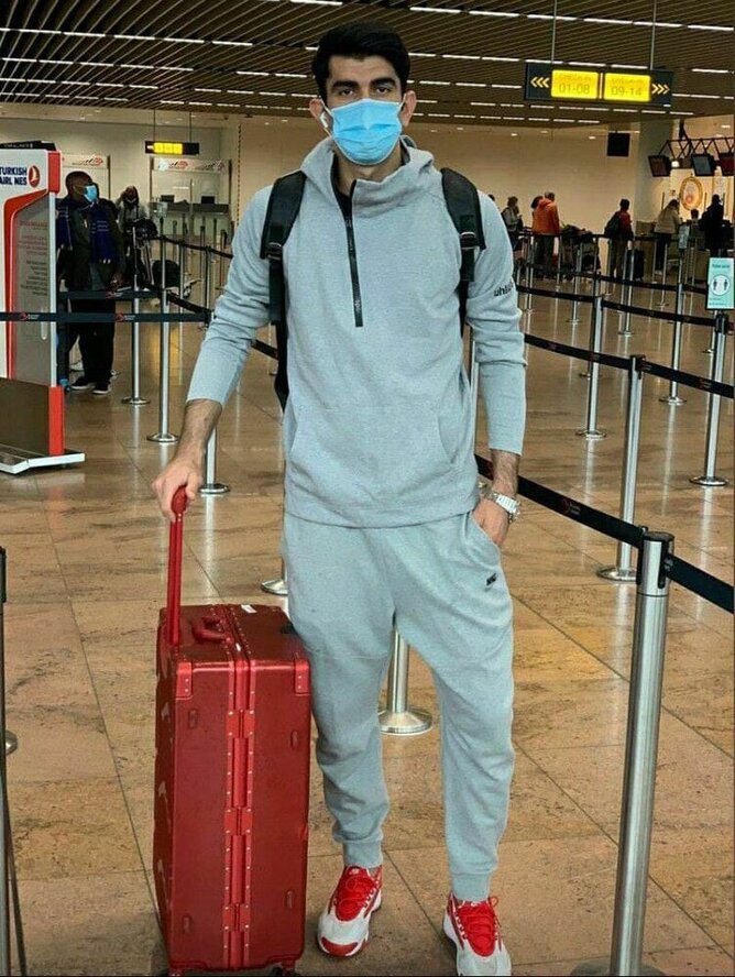 علیرضا بیرانوند مسافر ایران شد+عکس