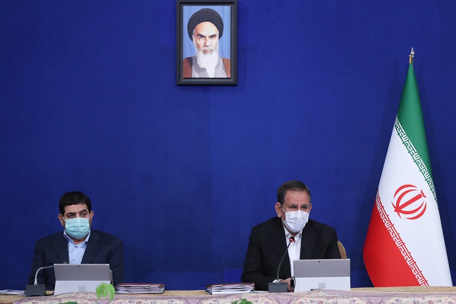 عکس آخرین حضور جهانگیری در جلسه هیئت دولت در کنار رئیسی