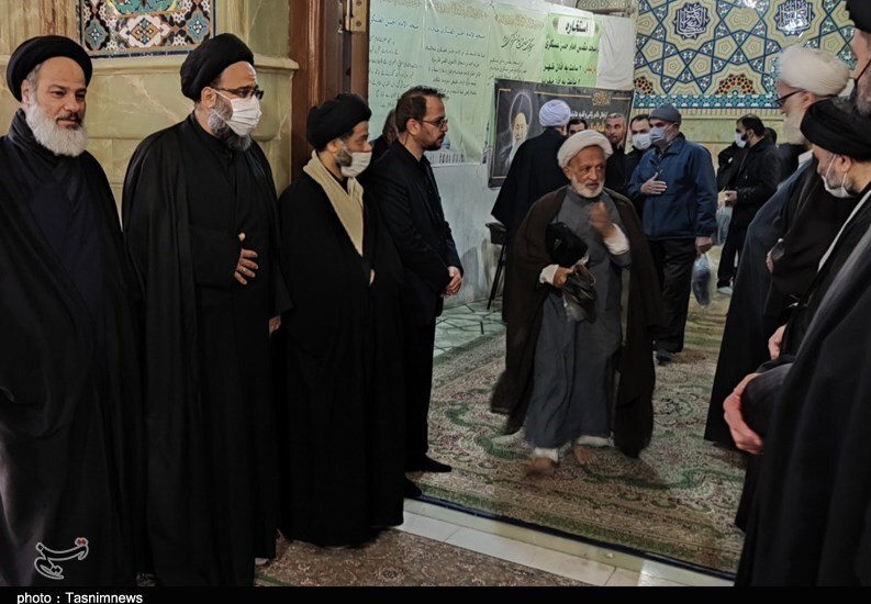 مراسم تشییع پیکر آیت الله علوی گرگانی در قم آغاز شد + فیلم و عکس مراسم تشییع پیکر آیت الله علوی گرگانی در قم آغاز شد + فیلم و عکس