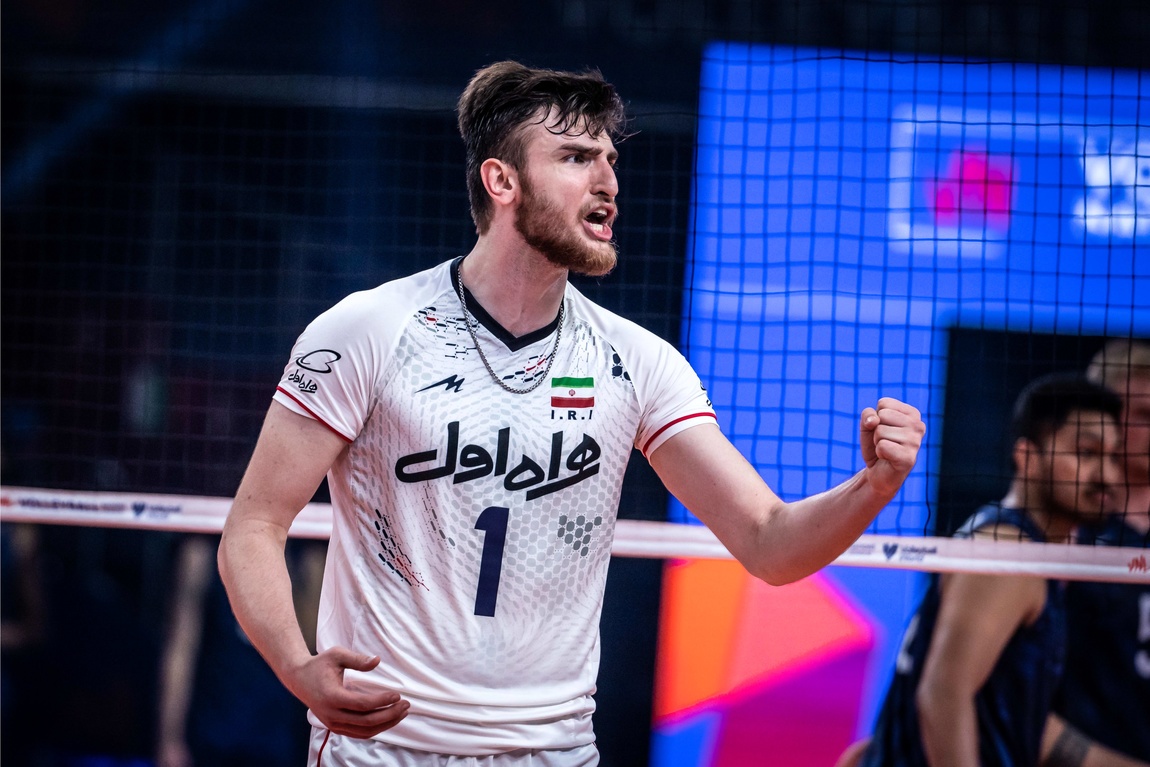 گزارش تصویری بازی والیبال ایران و آمریکا
