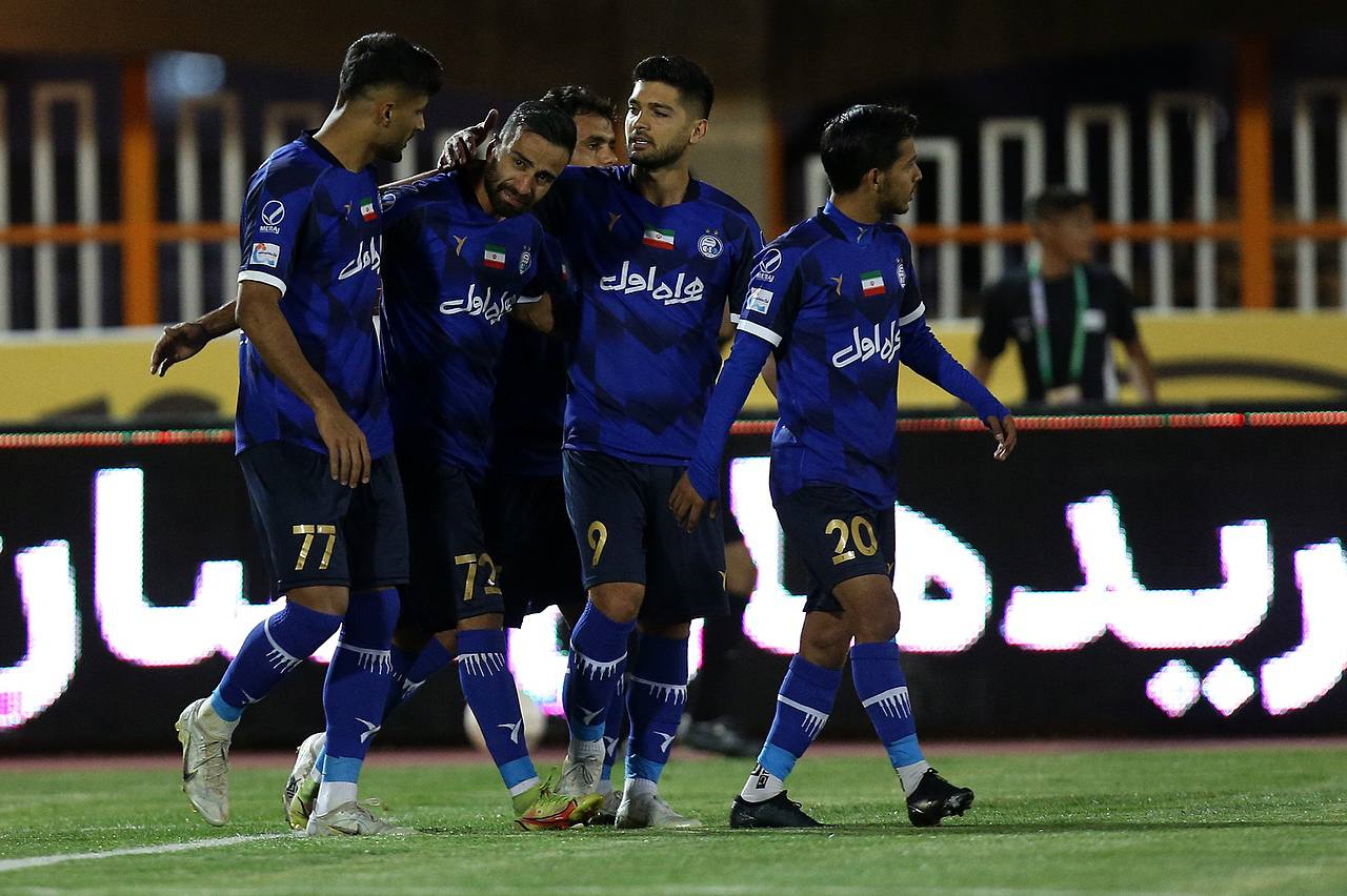 بغض گیتاریست استقلال بعد از گل قهرمانی+ عکس