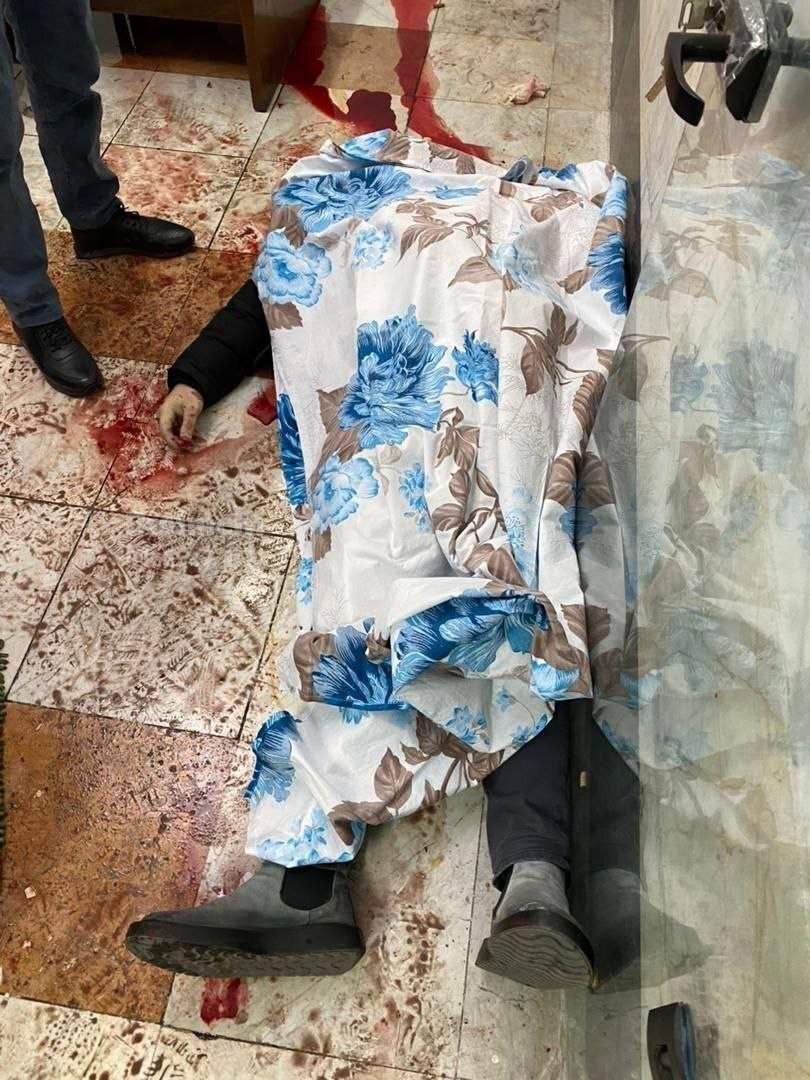 تصویر جسد فرد ترور شده در سفارت باکو
