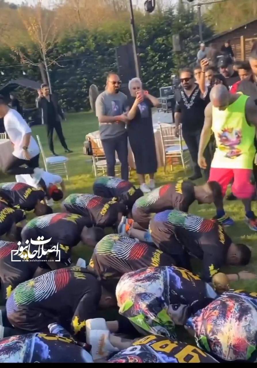 سجده ارتش تتلیتی‌ها بر تتلو!+ عکس