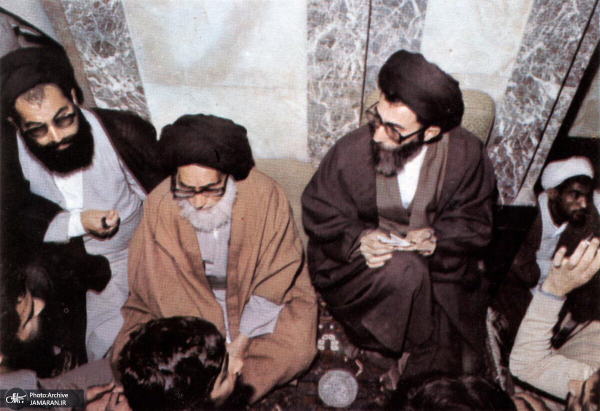 عکسی دیده نشده از رهبر انقلاب در کنار شهید محراب